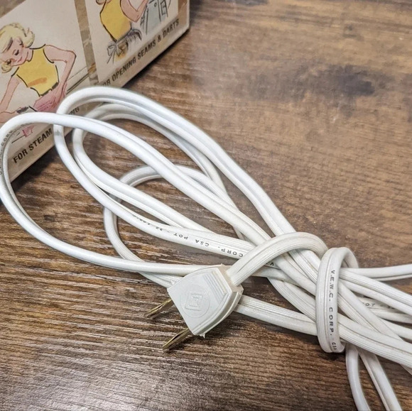 Vintage Osrow Steamstress Steam Iron-Dead stock-1973-Original Box & Papers-Retro - Picture 9 of 12